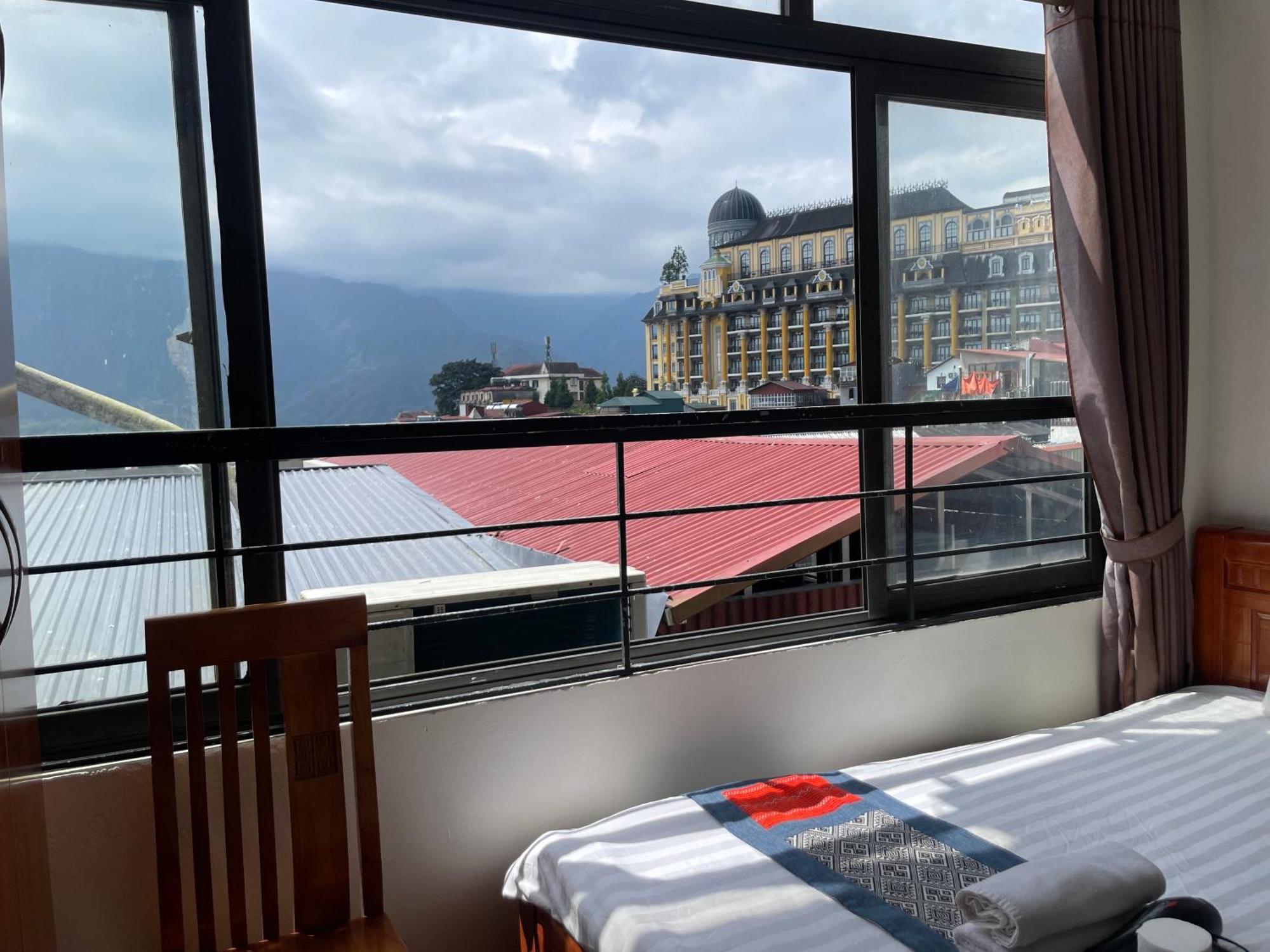 Tuongmai Home & Trekking Tour Sa Pa Exterior photo